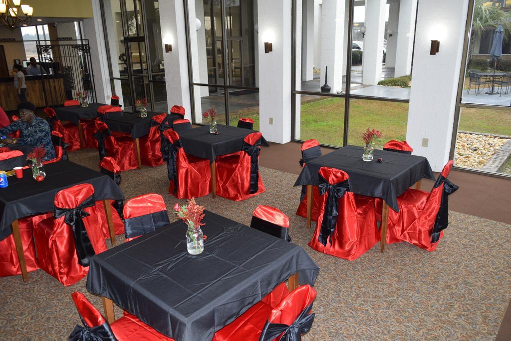 Landmark Inn Hartsville Buitenkant foto