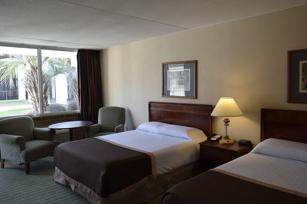 Landmark Inn Hartsville Buitenkant foto