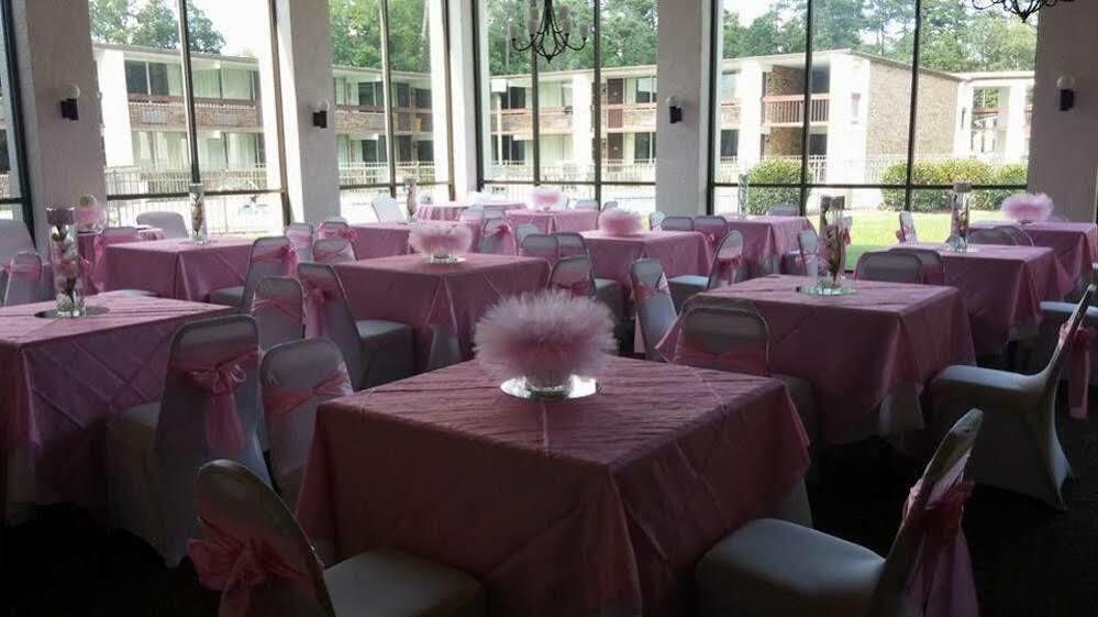 Landmark Inn Hartsville Buitenkant foto